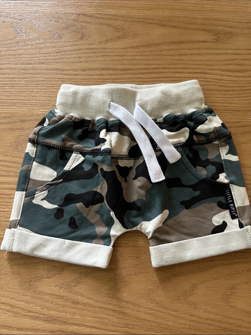 Little Bipsy Baby Camo shorts 3-6m